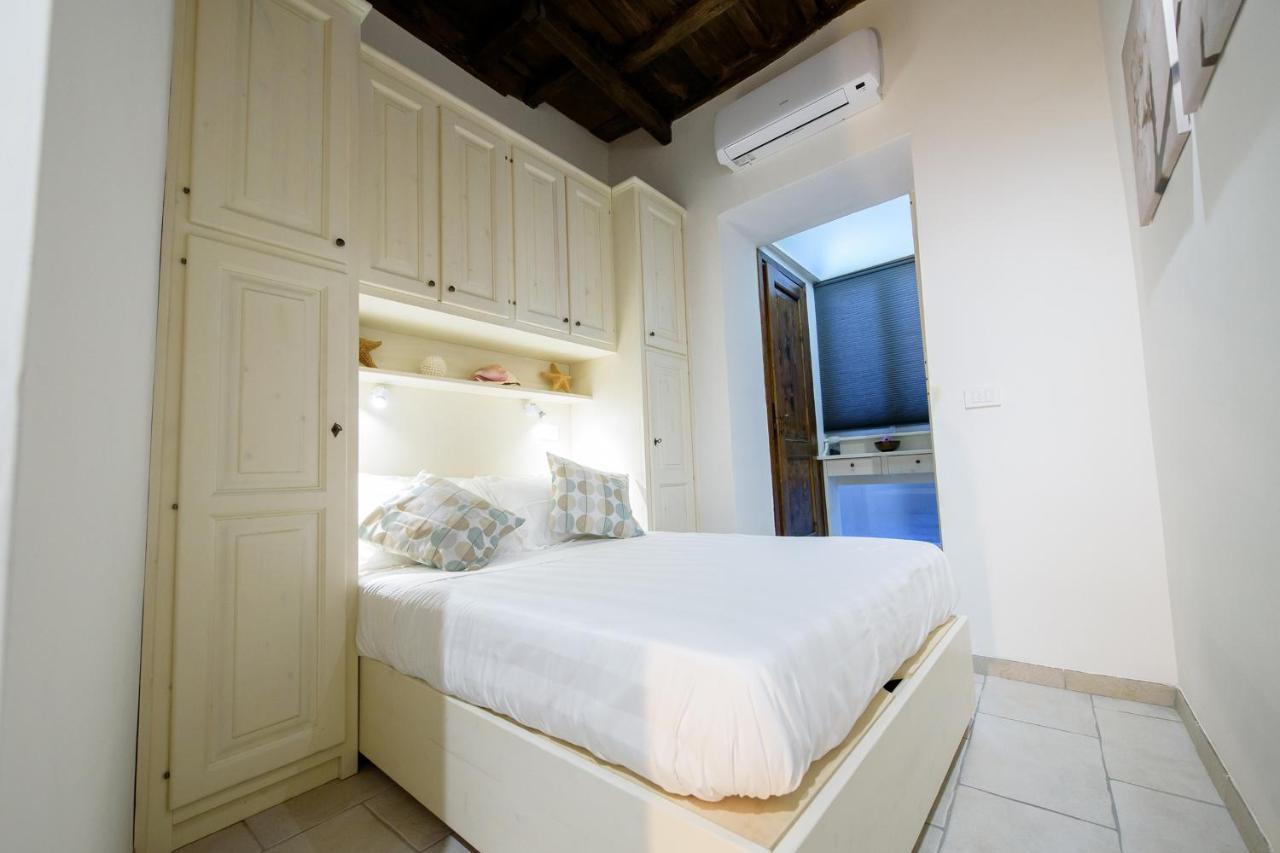 New Navona Elegant Apartment Rome Bagian luar foto